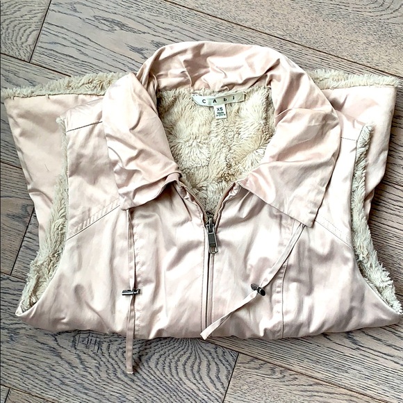 CAbi vest - Picture 3 of 6